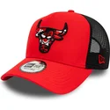 cappellino-trucker-rosso-e-nero-a-frame-camo-infill-dei-chicago-bulls-nba-di-new-era