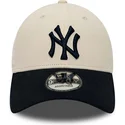 cappelli-curva-beige-cinghia-regolabile-9forty-dei-new-york-yankees-mlb-di-new-era