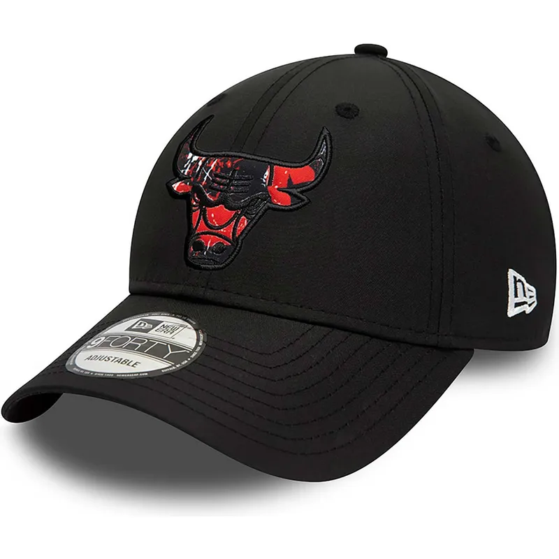 cappelli-curva-nero-cinghia-regolabile-9forty-print-infill-dei-chicago-bulls-nba-di-new-era cappelli-curva-nero-cinghia-regolabile-9forty-print-infill-dei-chicago-bulls-nba-di-new-era