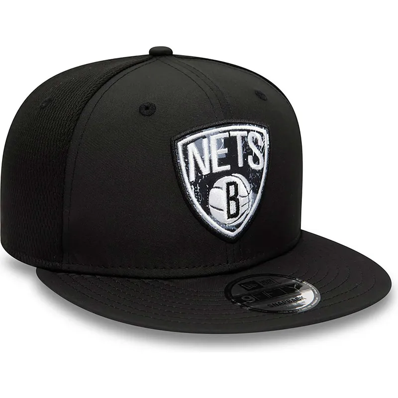 cappelli-piatta-nero-snapback-9fifty-print-infill-dei-brooklyn-nets-nba-di-new-era cappelli-piatta-nero-snapback-9fifty-print-infill-dei-brooklyn-nets-nba-di-new-era