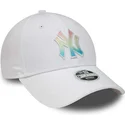 cappelli-curva-bianco-cinghia-regolabile-multicolor-9forty-ombre-infill-dei-new-york-yankees-mlb-di-new-era