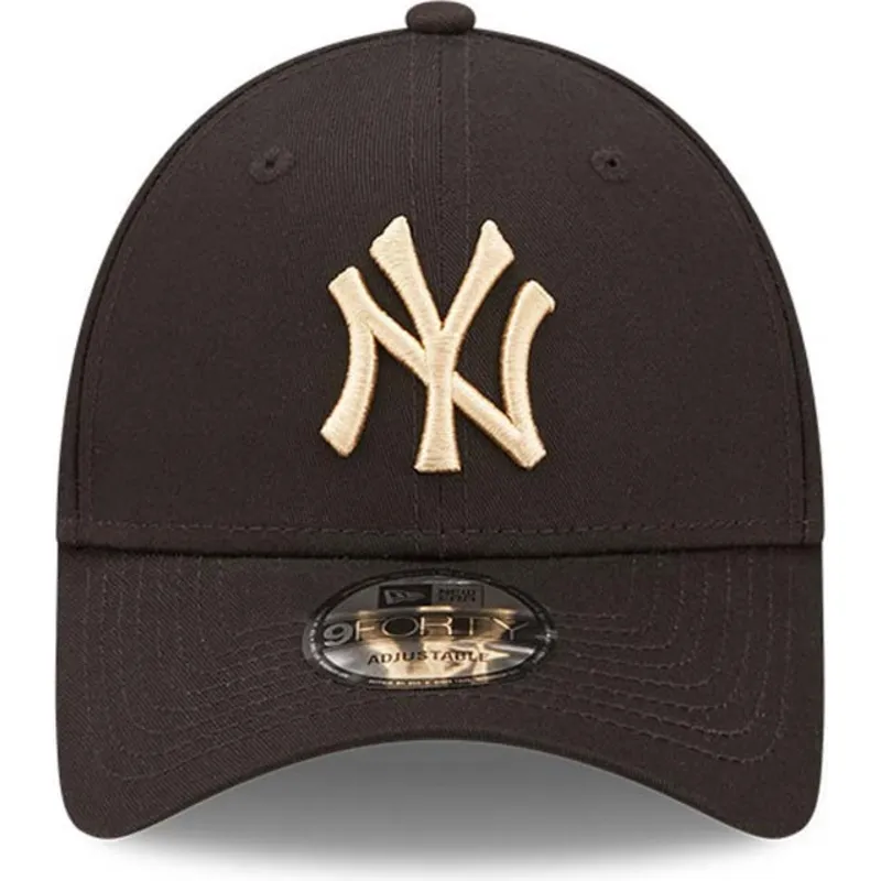cappelli-curva-nero-cinghia-regolabile-9forty-league-essential-dei-new-york-yankees-mlb-di-new-era