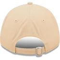 cappelli-curva-beige-cinghia-regolabile-9forty-league-essential-dei-new-york-yankees-mlb-di-new-era