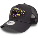 cappelli-curva-grigio-snapback-a-frame-team-camo-infill-dei-los-angeles-lakers-nba-di-new-era