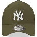 cappellino-curvo-verde-regolabile-9forty-diamond-era-dei-new-york-yankees-mlb-di-new-era
