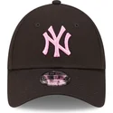 cappelli-curva-nero-cinghia-regolabile-per-bambino-rosa-9forty-league-essential-dei-new-york-yankees-mlb-di-new-era