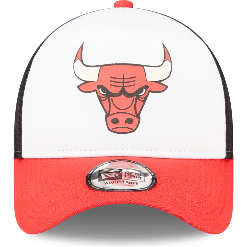 cappellino-trucker-bianco-nero-e-rosso-a-frame-team-colour-di-chicago-bulls-nba-di-new-era