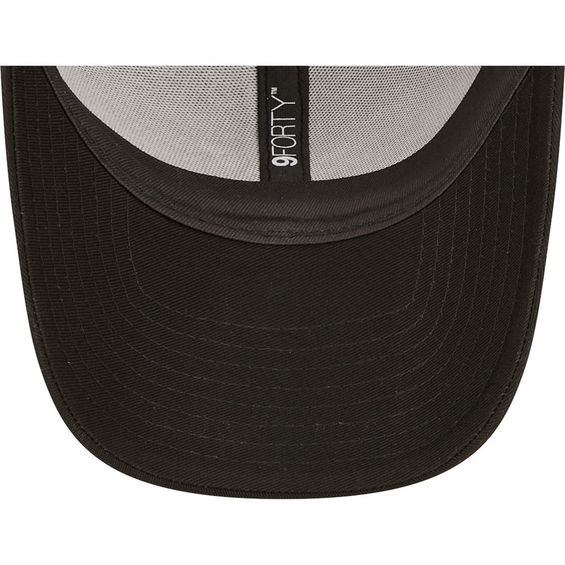 new-era-curved-brim-patrick-star-9forty-spongebob-squarepants-black-adjustable-cap