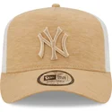 cappelli-curva-marrone-cinghia-regolabile-a-frame-jersey-essential-dei-new-york-yankees-mlb-di-new-era