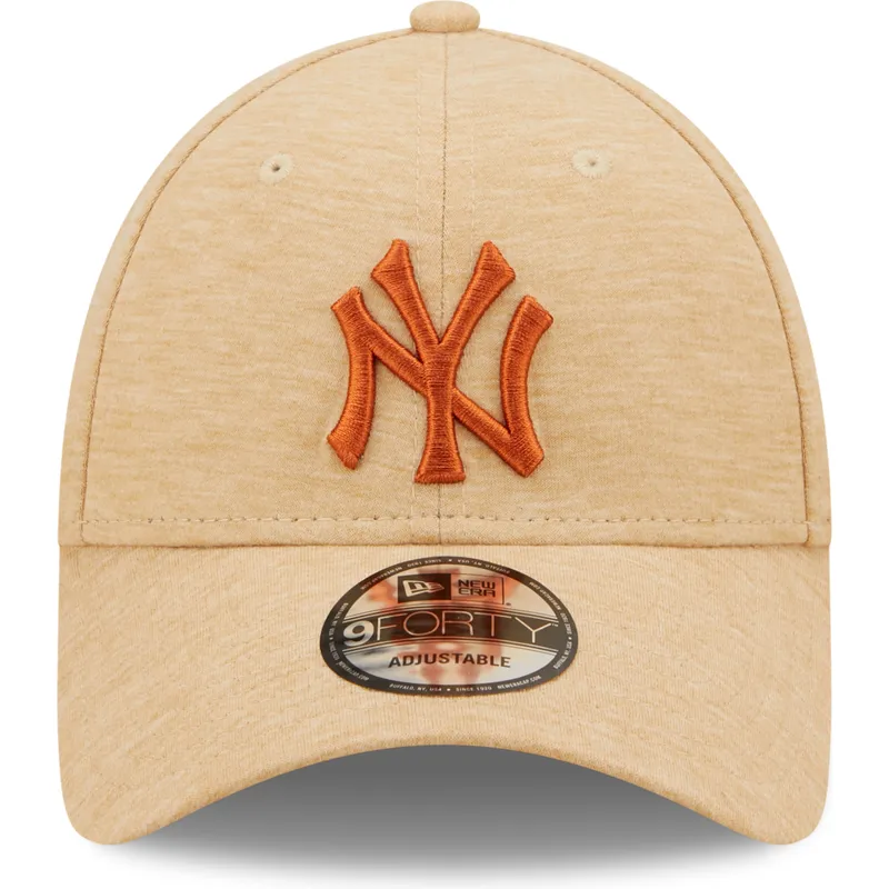 cappellino-curvo-marrone-regolabile-con-logo-marrone-9forty-jersey-essential-di-new-york-yankees-mlb-di-new-era