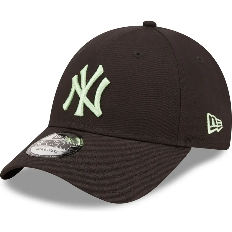 cappellino-curvo-nero-regolabile-con-logo-verde-9forty-league-essential-di-new-york-yankees-mlb-di-new-era