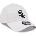 cappelli-curva-bianco-cinghia-regolabile-negro-9forty-league-essential-dei-chicago-white-sox-mlb-di-new-era
