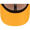 cappelli-curva-arancia-cinghia-regolabile-claro-9forty-league-essential-dei-new-york-yankees-mlb-di-new-era