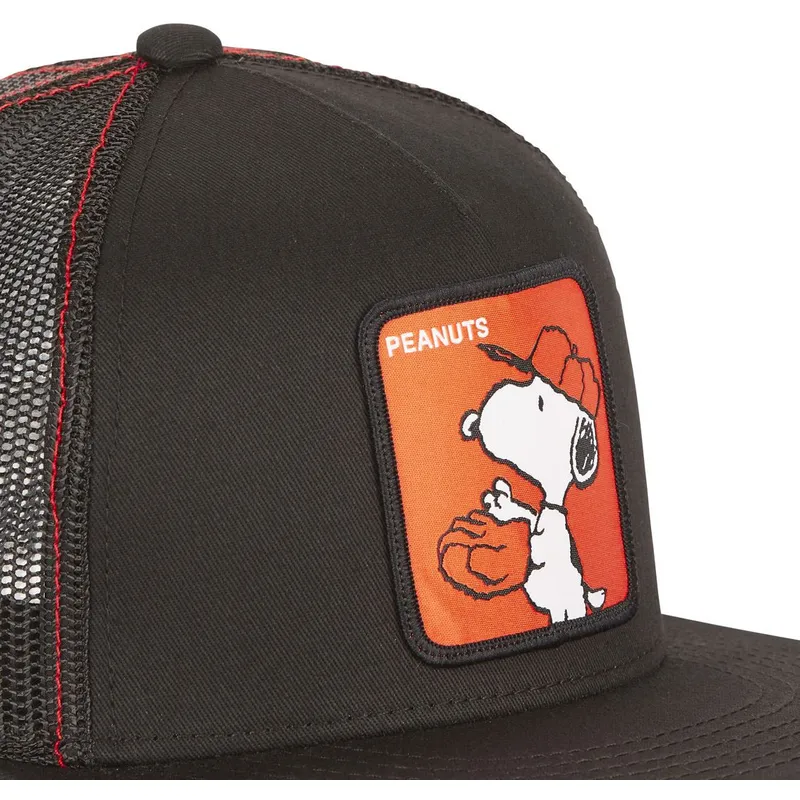 cappelli-piatta-nero-snapback-snoopy-arachidi-di-capslab