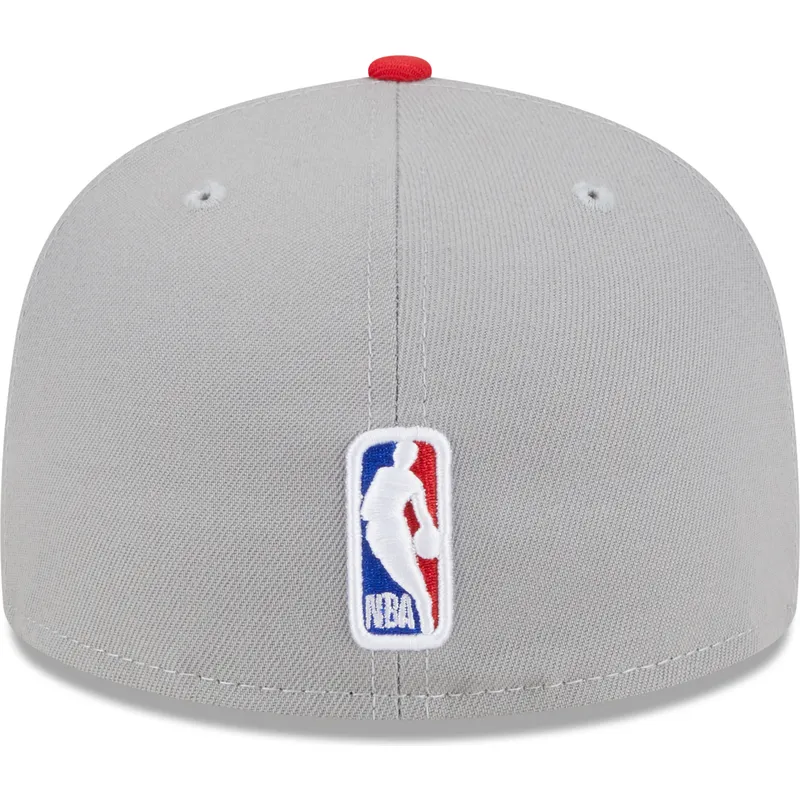 cappello-piatto-grigio-e-rosso-aderente-59fifty-draft-edition-2023-di-chicago-bulls-nba-di-new-era
