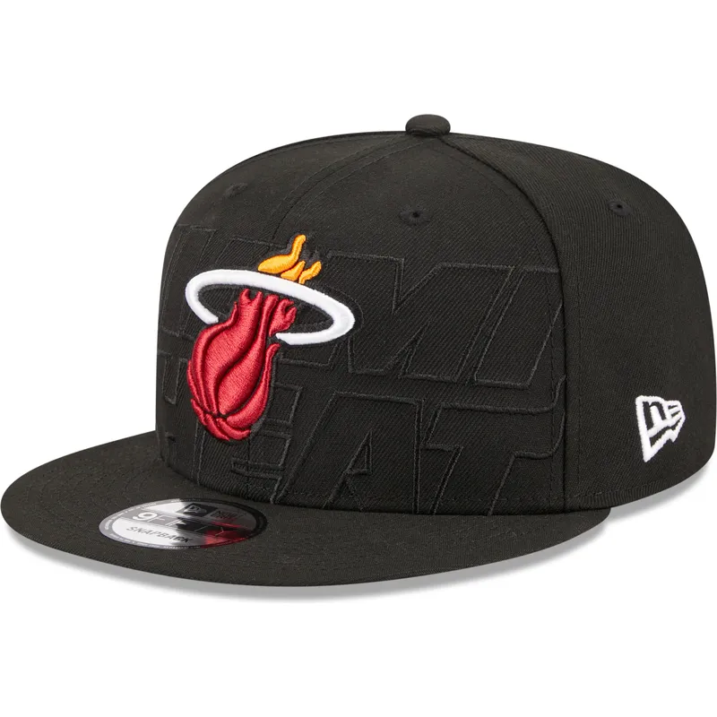 cappelli-piatta-nero-snapback-9fifty-draft-edition-2023-dei-miami-heat-nba-di-new-era