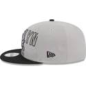 cappellino-piatto-grigio-e-nero-snapback-9fifty-draft-edition-2023-dei-brooklyn-nets-nba-di-new-era