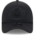 cappellino-trucker-nero-con-logo-nero-9forty-a-frame-all-day-trucker-dei-los-angeles-lakers-nba-di-new-era