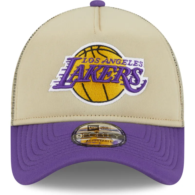 cappelli-curva-beige-snapback-9forty-a-frame-all-day-dei-los-angeles-lakers-nba-di-new-era