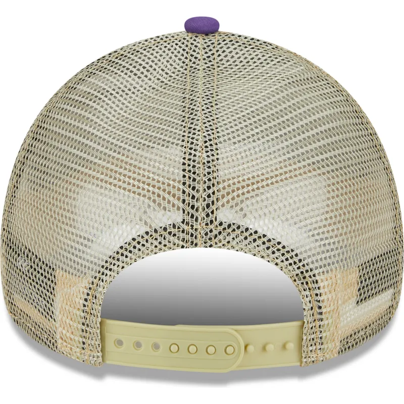 cappelli-curva-beige-snapback-9forty-a-frame-all-day-dei-los-angeles-lakers-nba-di-new-era