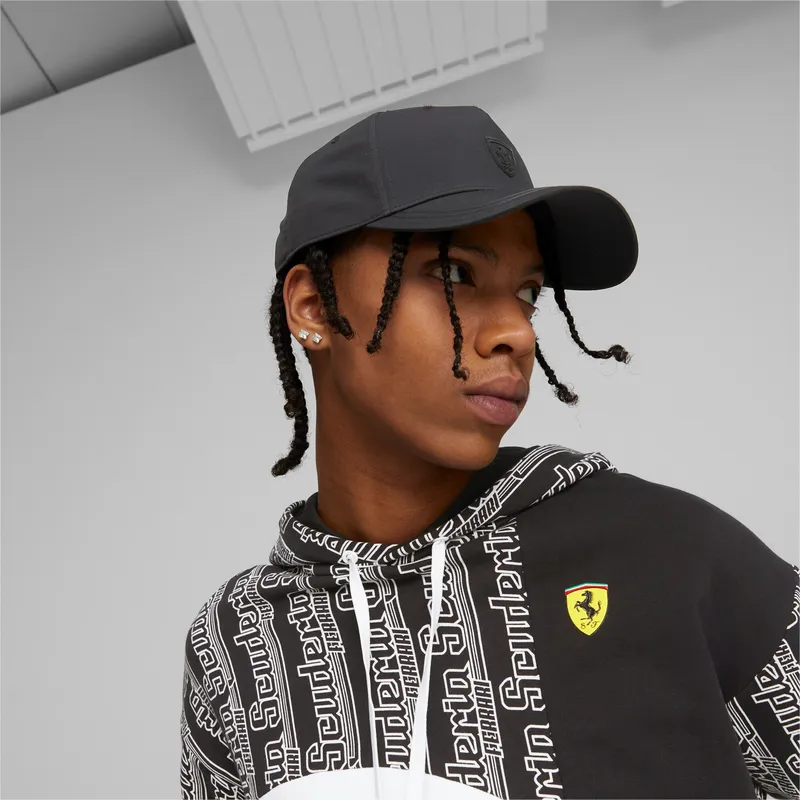 cappelli-curva-nero-cinghia-regolabile-sptwr-style-dei-ferrari-formula-1-di-puma cappelli-curva-nero-cinghia-regolabile-sptwr-style-dei-ferrari-formula-1-di-puma