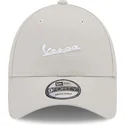 cappelli-curva-beige-cinghia-regolabile-9forty-seasonal-dei-vespa-piaggio-di-new-era