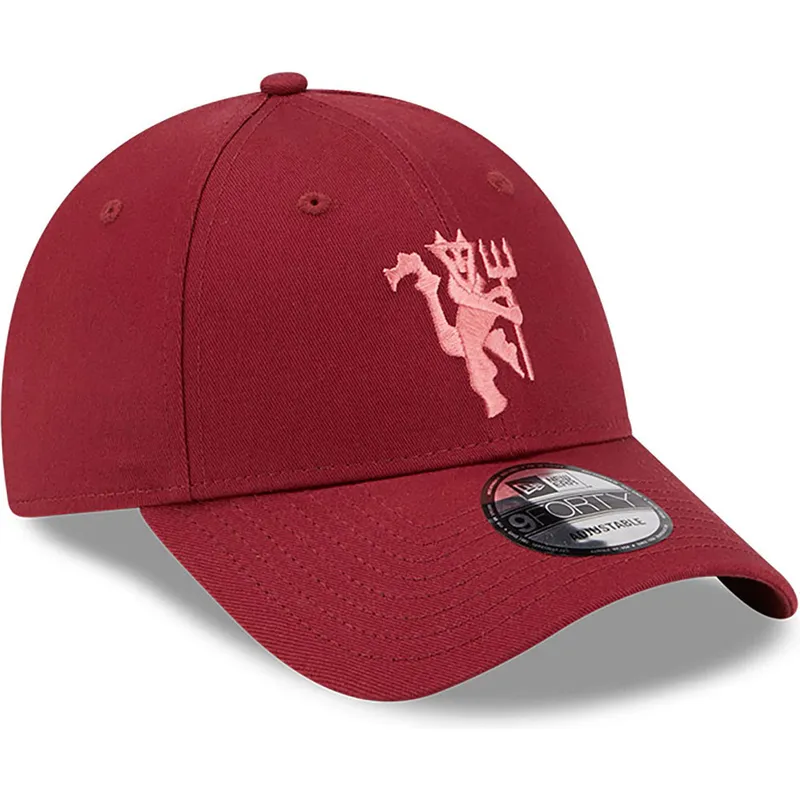 cappelli-curva-rosso-cinghia-regolabile-9forty-seasonal-dei-manchester-united-football-club-premier-league-di-new-era