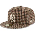 cappelli-piatta-marrone-regolato-59fifty-harris-tweed-dei-new-york-yankees-mlb-di-new-era