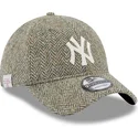 cappellino-curvo-grigio-regolabile-9twenty-tweed-pack-dei-new-york-yankees-mlb-di-new-era