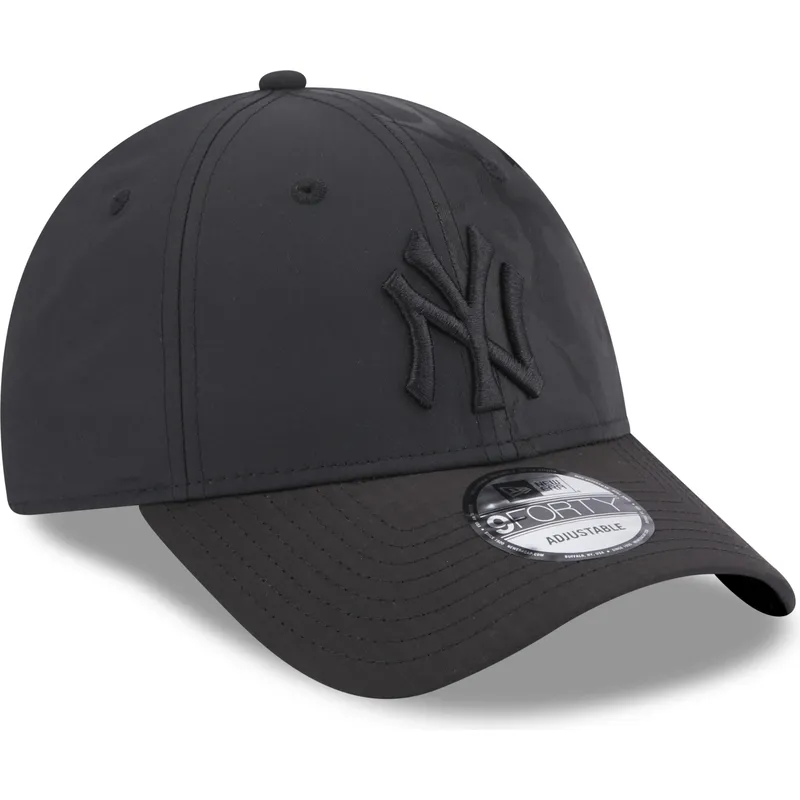 cappelli-curva-nero-cinghia-regolabile-9forty-multi-texture-dei-new-york-yankees-mlb-di-new-era cappelli-curva-nero-cinghia-regolabile-9forty-multi-texture-dei-new-york-yankees-mlb-di-new-era