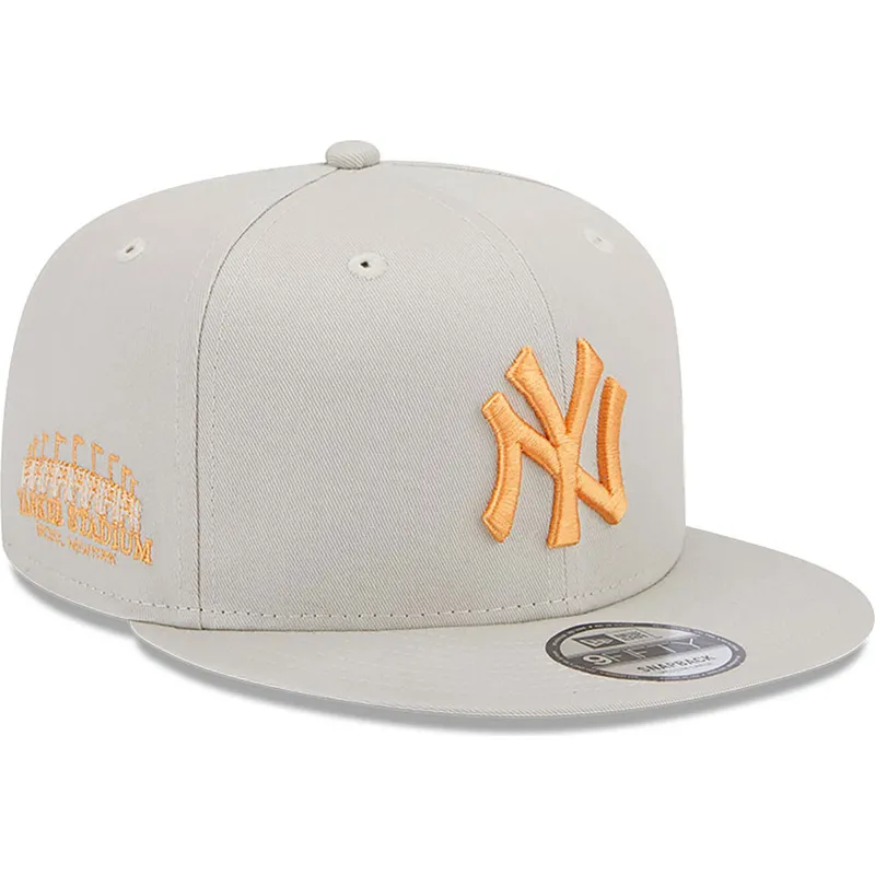cappelli-piatta-beige-snapback-9fifty-side-patch-dei-new-york-yankees-mlb-di-new-era