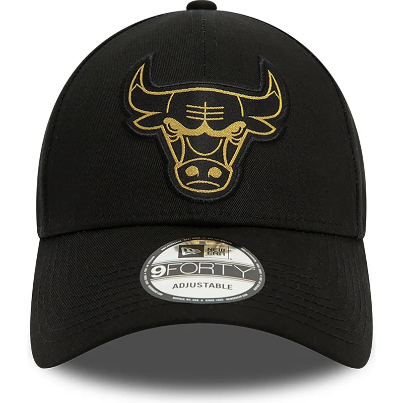 cappelli-curva-nero-cinghia-regolabile-9forty-metallic-badge-dei-chicago-bulls-nba-di-new-era cappelli-curva-nero-cinghia-regolabile-9forty-metallic-badge-dei-chicago-bulls-nba-di-new-era