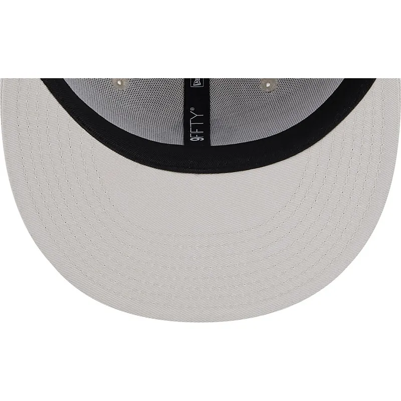 cappelli-piatta-beige-snapback-marron-9fifty-league-essential-dei-new-york-yankees-mlb-di-new-era
