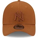 cappelli-curva-marrone-regolato-39thirty-league-essential-dei-new-york-yankees-mlb-di-new-era