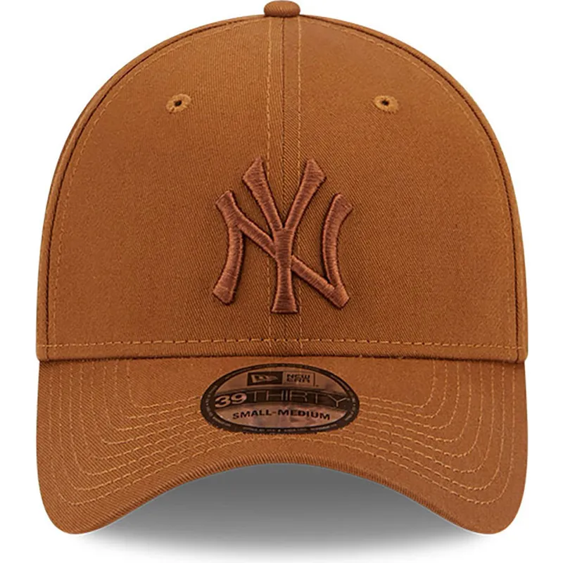 cappelli-curva-marrone-regolato-39thirty-league-essential-dei-new-york-yankees-mlb-di-new-era