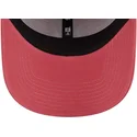 cappelli-curva-rosa-cinghia-regolabile-claro-9forty-league-essential-dei-new-york-yankees-mlb-di-new-era