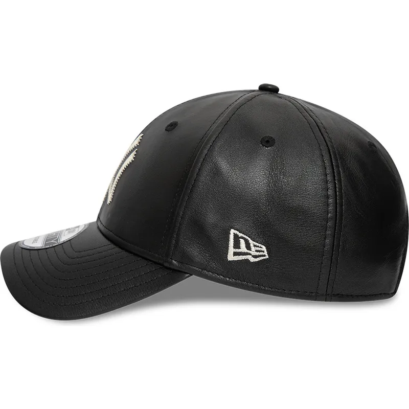 cappelli-curva-nero-cinghia-regolabile-9forty-leather-dei-new-york-yankees-mlb-di-new-era cappelli-curva-nero-cinghia-regolabile-9forty-leather-dei-new-york-yankees-mlb-di-new-era