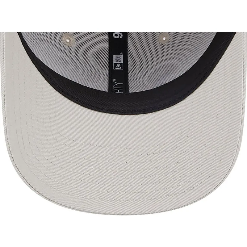 cappelli-curva-beige-cinghia-regolabile-9forty-koi-fish-dei-los-angeles-dodgers-mlb-di-new-era cappelli-curva-beige-cinghia-regolabile-9forty-koi-fish-dei-los-angeles-dodgers-mlb-di-new-era