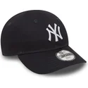 cappellino-curvo-blu-regolabile-per-bambino-9forty-essential-dei-new-york-yankees-mlb-di-new-era