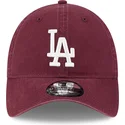 cappelli-curva-rosso-cinghia-regolabile-granate-9twenty-league-essential-dei-los-angeles-dodgers-mlb-di-new-era