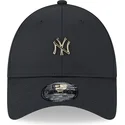 cappellino-curvo-nero-regolabile-9forty-pin-dei-new-york-yankees-mlb-di-new-era