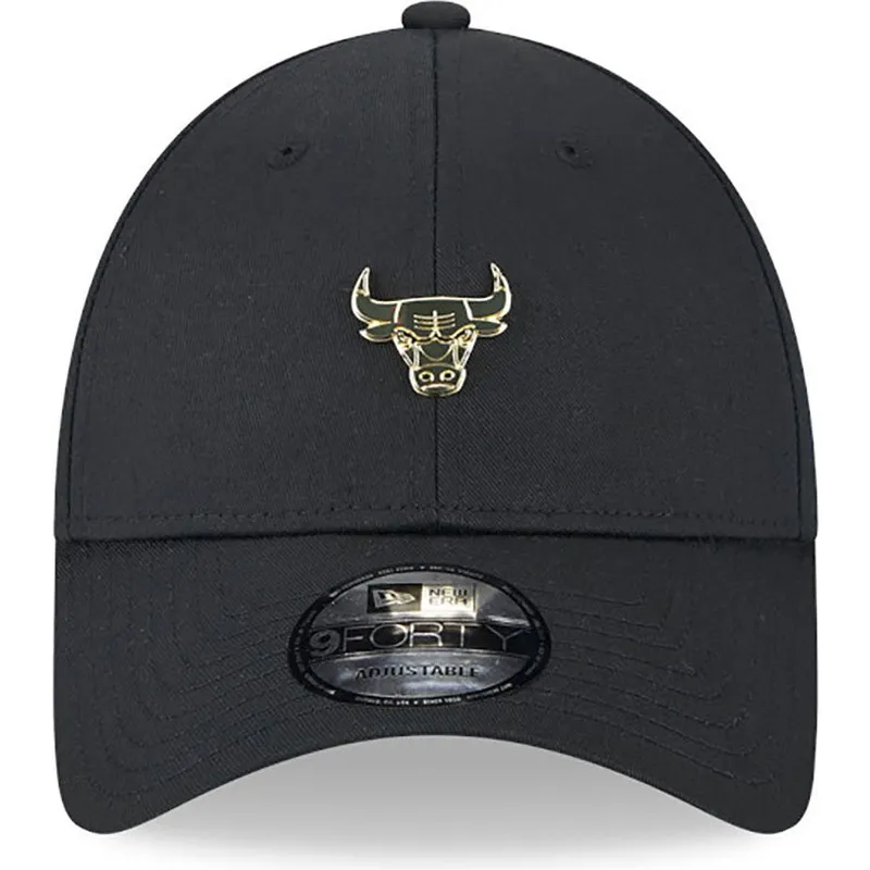 cappelli-curva-nero-cinghia-regolabile-9forty-pin-dei-chicago-bulls-nba-di-new-era cappelli-curva-nero-cinghia-regolabile-9forty-pin-dei-chicago-bulls-nba-di-new-era
