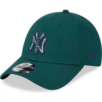 New Era Curved Brim 9FORTY Check Infill New York Yankees MLB Green Adjustable Cap