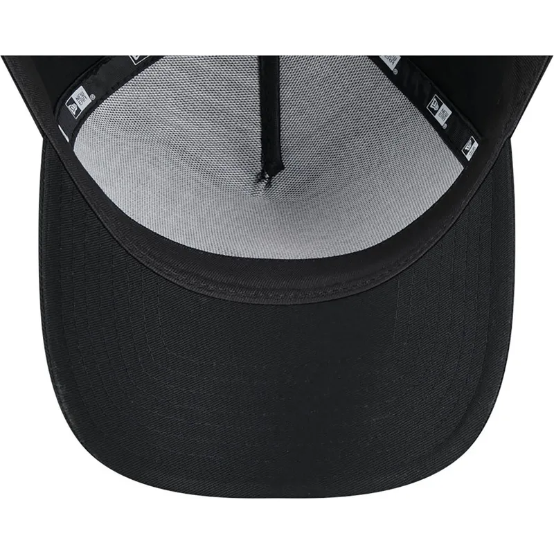 cappellino-visiera-curva-nero-snapback-a-frame-foil-pack-di-chicago-bulls-nba-di-new-era