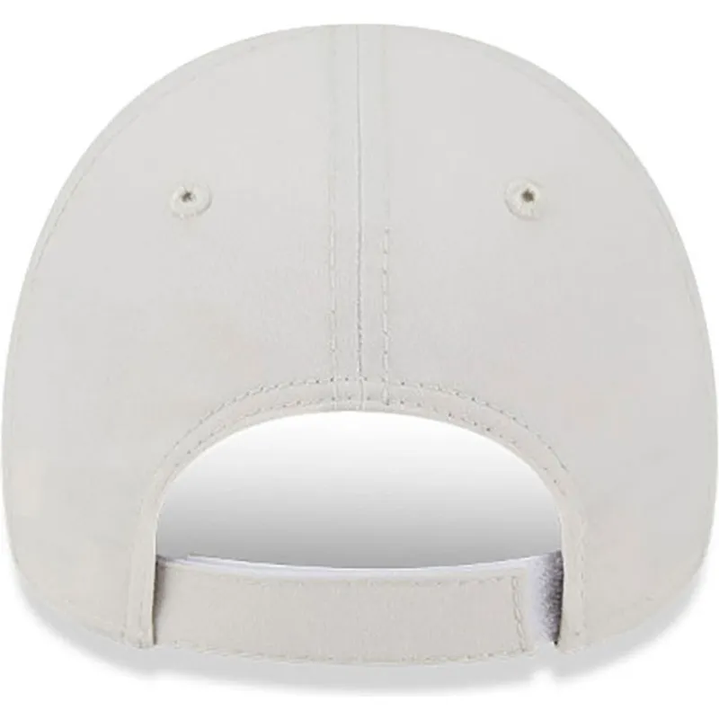 cappelli-curva-beige-cinghia-regolabile-per-bambino-9forty-di-new-era cappelli-curva-beige-cinghia-regolabile-per-bambino-9forty-di-new-era