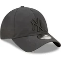 cappelli-curva-nero-cinghia-regolabile-9twenty-gore-tex-dei-new-york-yankees-mlb-di-new-era