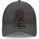 cappelli-curva-nero-cinghia-regolabile-9twenty-gore-tex-dei-new-york-yankees-mlb-di-new-era