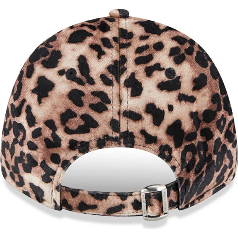 cappelli-curva-leopardo-cinghia-regolabile-rosa-9forty-velour-dei-new-york-yankees-mlb-di-new-era