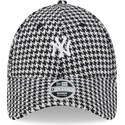 cappellino-curvo-nero-e-bianco-regolabile-da-donna-9forty-houndstooth-dei-new-york-yankees-mlb-di-new-era