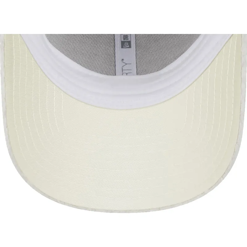 cappelli-curva-beige-cinghia-regolabile-9forty-hypertexture-dei-new-york-yankees-mlb-di-new-era